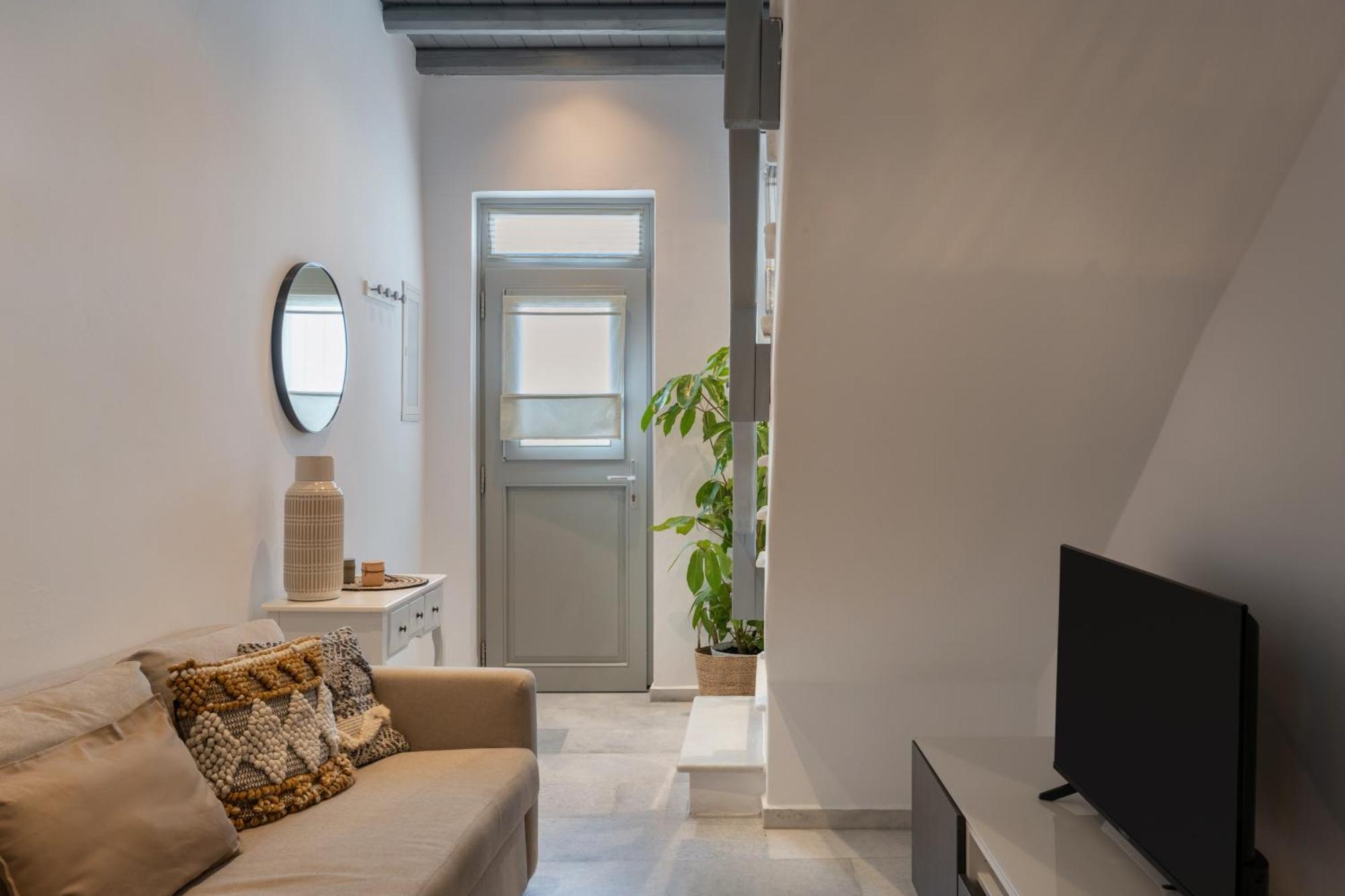 Caper-2 Bedroom Traditional Home With Amazing View Náousa Eksteriør bilde